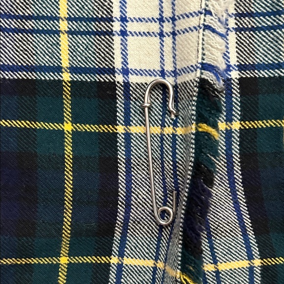 Hyland Vintage Pleated Tartan A-Line Skirt with Buckle Details, Size 0 (Size 24) - Picture 8 of 10